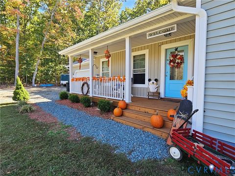 Tiny photo for 3286 Ranson Road, Dillwyn, VA 23936 (MLS # 2529247)