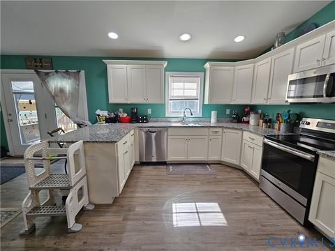 Tiny photo for 3286 Ranson Road, Dillwyn, VA 23936 (MLS # 2529247)