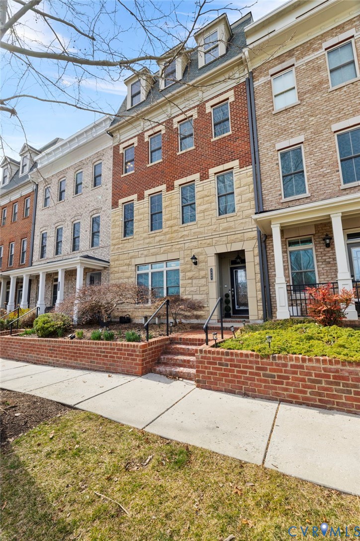 3808 Tractor Barn Place