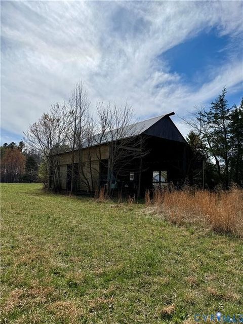 Tiny photo for 17394 Mountain Road, Montpelier, VA 23192 (MLS # 2606843)