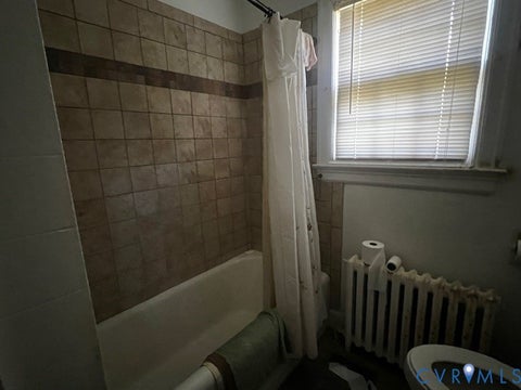 Tiny photo for 412 Third Avenue, Farmville, VA 23901 (MLS # 2626636)