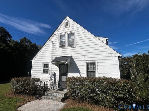 Tiny photo for 412 Third Avenue, Farmville, VA 23901 (MLS # 2626636)
