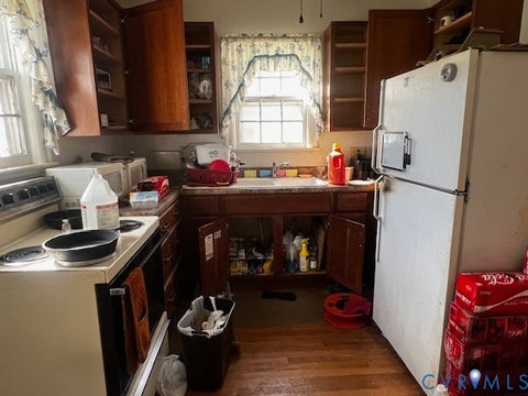 Tiny photo for 412 Third Avenue, Farmville, VA 23901 (MLS # 2626636)