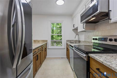 Tiny photo for 16 Brandywine Court, Colonial Heights, VA 23834 (MLS # 2621947)