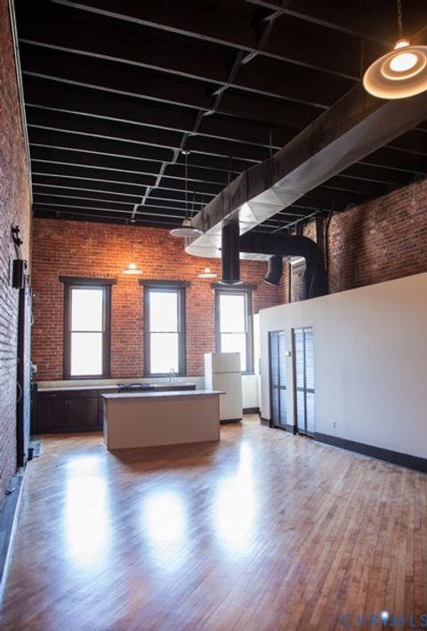 Tiny photo for 1814 E Franklin Street, Richmond, VA 23223 (MLS # 2532624)