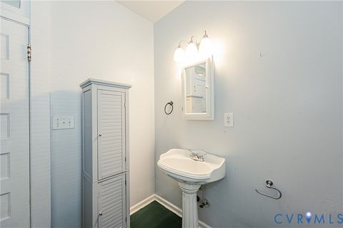 Tiny photo for 714 Chimborazo Boulevard, Richmond, VA 23223 (MLS # 2613571)
