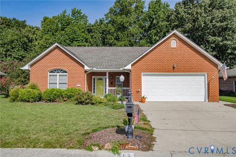 Photo of 513 Cobblestone Drive, Hopewell, VA 23860 (MLS # 2623056)