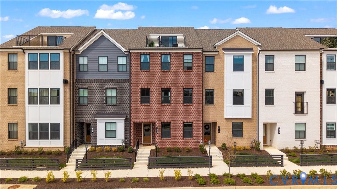 412 Quiet Breeze Alley