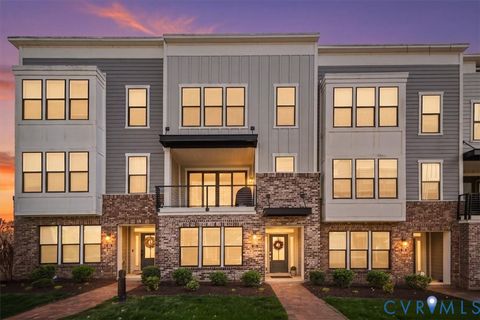 Photo of 18 Shiplock Row, Henrico, VA 23231 (MLS # 2610643)