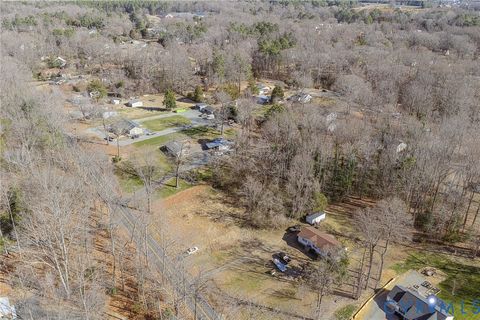 Tiny photo for 10010 Cool Spring Road, Mechanicsville, VA 23116 (MLS # 2601895)