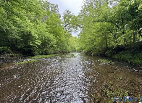 Photo of 0 Hollywood Road, Appomattox, VA 24522 (MLS # 2612992)