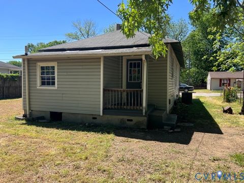 Tiny photo for 223 S 11th Avenue, Hopewell, VA 23860 (MLS # 2610396)
