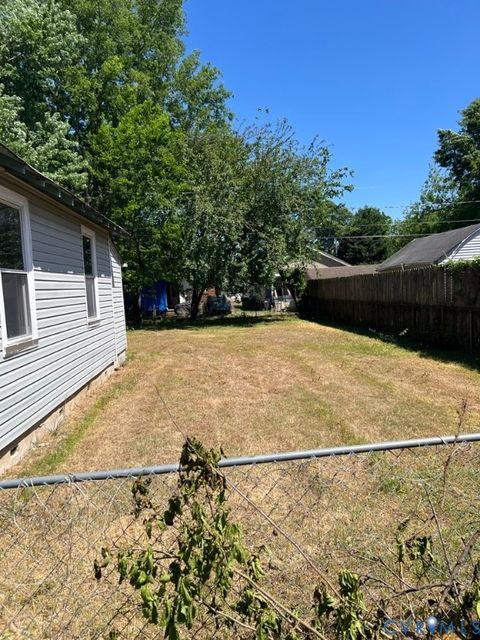 Tiny photo for 223 S 11th Avenue, Hopewell, VA 23860 (MLS # 2610396)