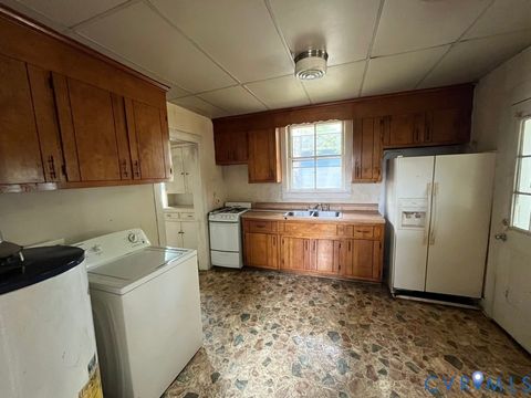 Tiny photo for 223 S 11th Avenue, Hopewell, VA 23860 (MLS # 2610396)