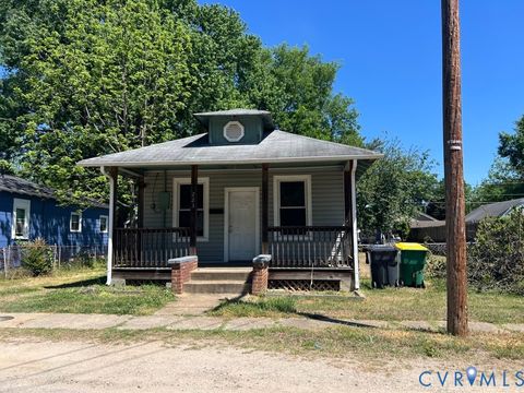 Tiny photo for 223 S 11th Avenue, Hopewell, VA 23860 (MLS # 2610396)