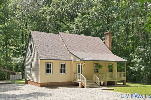 Photo of 8530 Woodland Drive, Amelia, VA 23002 (MLS # 2616552)