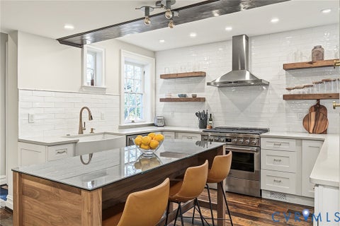 Tiny photo for 3215 Seminary Avenue, Richmond, VA 23227 (MLS # 2628437)