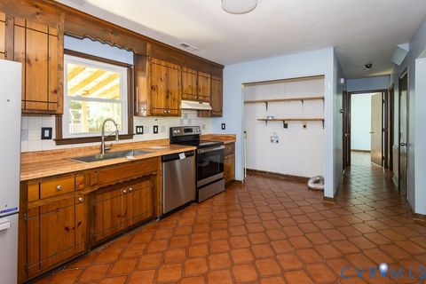 Tiny photo for 9323 Edington Drive, North Chesterfield, VA 23237 (MLS # 2618921)