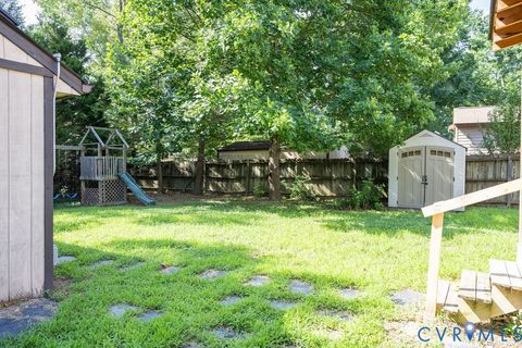 Tiny photo for 9323 Edington Drive, North Chesterfield, VA 23237 (MLS # 2618921)
