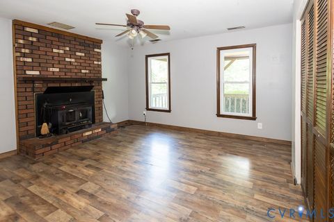Tiny photo for 9323 Edington Drive, North Chesterfield, VA 23237 (MLS # 2618921)