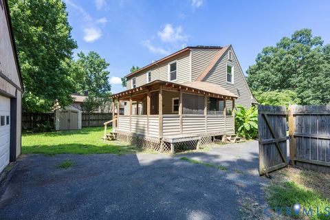 Tiny photo for 9323 Edington Drive, North Chesterfield, VA 23237 (MLS # 2618921)