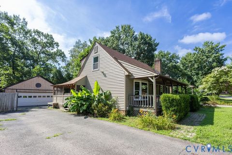 Tiny photo for 9323 Edington Drive, North Chesterfield, VA 23237 (MLS # 2618921)