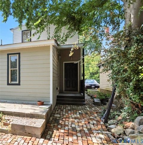 Tiny photo for 622 Grove Avenue, Petersburg, VA 23803 (MLS # 2610766)
