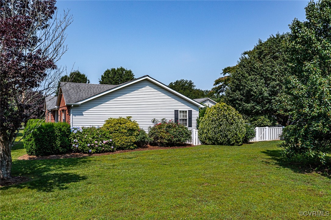 Farnham, Virginia 22460, United States, 3 Bedrooms Bedrooms, ,2 BathroomsBathrooms,Residential,Active,163035