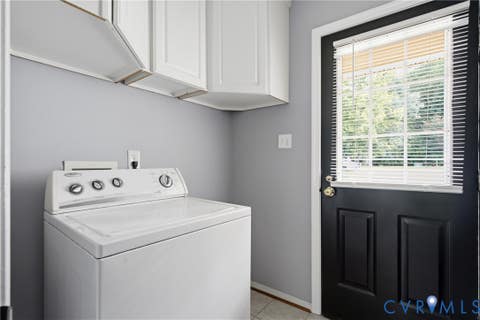 Tiny photo for 7113 Harbourside Court, Midlothian, VA 23112 (MLS # 2620410)