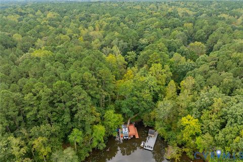 Tiny photo for 20 Breezewood Road, Boydton, VA 23917 (MLS # 2527184)