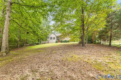 Tiny photo for 20 Breezewood Road, Boydton, VA 23917 (MLS # 2527184)