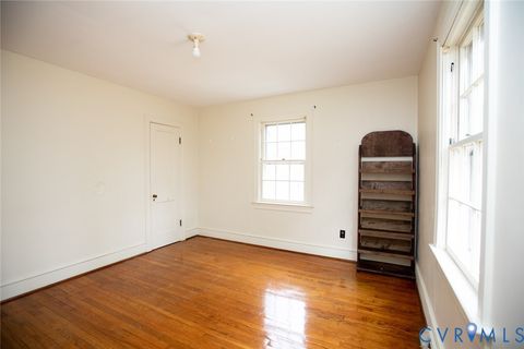 Tiny photo for 4996 Farmville Road, Farmville, VA 23901 (MLS # 2604318)