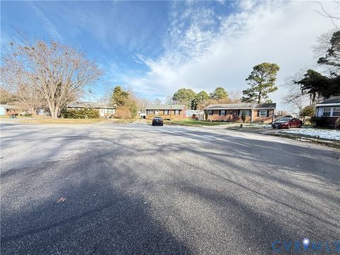 Tiny photo for 212 W Sherwood Avenue, Hampton, VA 23663 (MLS # 2533526)
