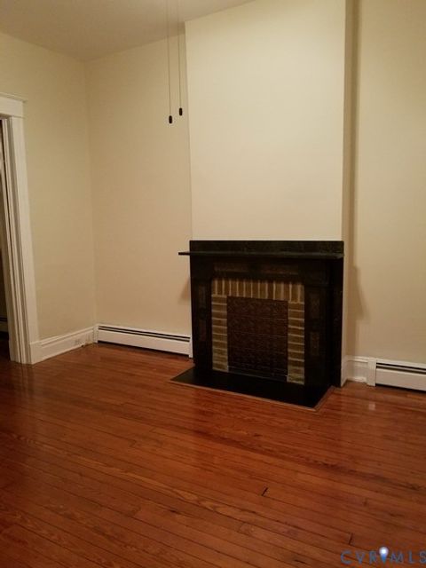 Tiny photo for 416 Strawberry Street, Richmond, VA 23220 (MLS # 2529789)