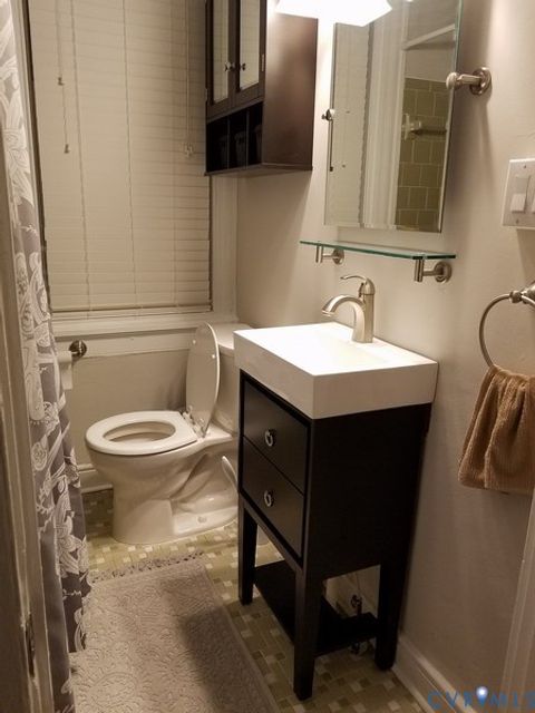 Tiny photo for 416 Strawberry Street, Richmond, VA 23220 (MLS # 2529789)