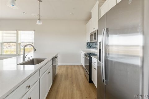 Tiny photo for 3700 Maze Runner Drive #405, Chesterfield, VA 23112 (MLS # 2508296)