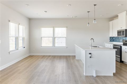 Tiny photo for 3700 Maze Runner Drive #405, Chesterfield, VA 23112 (MLS # 2508296)