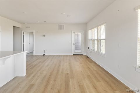 Tiny photo for 3700 Maze Runner Drive #405, Chesterfield, VA 23112 (MLS # 2508296)