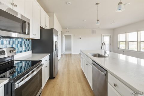 Tiny photo for 3700 Maze Runner Drive #405, Chesterfield, VA 23112 (MLS # 2508296)