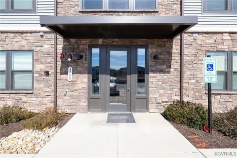 Tiny photo for 3700 Maze Runner Drive #405, Chesterfield, VA 23112 (MLS # 2508296)