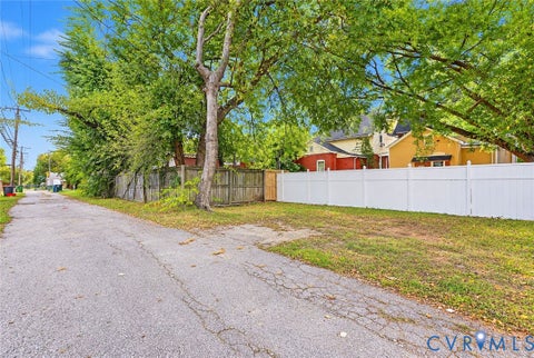 Tiny photo for 1911 3rd Avenue, Richmond, VA 23222 (MLS # 2628537)