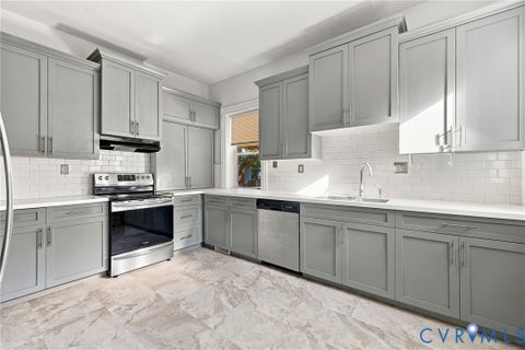 Tiny photo for 1911 3rd Avenue, Richmond, VA 23222 (MLS # 2628537)