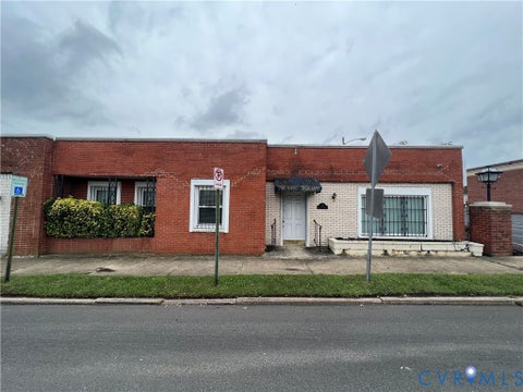 Photo of 130 E Wythe Street, Petersburg, VA 23803 (MLS # 2625469)