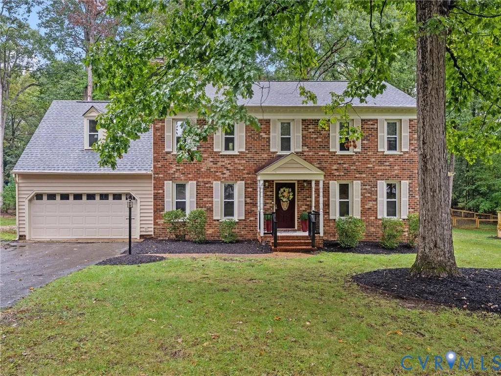 5705 Oak Knoll Lane