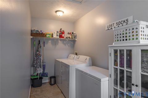 Tiny photo for 8378 Mary Mundie Lane, Mechanicsville, VA 23111 (MLS # 2614067)