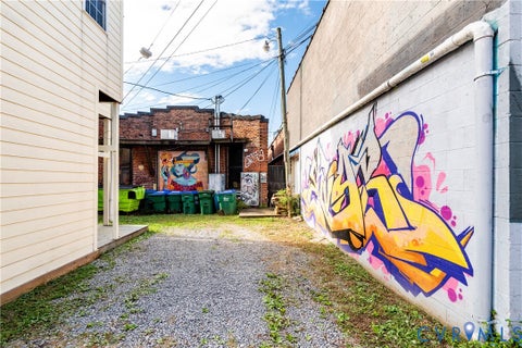 Tiny photo for 18 N Lombardy Street, Richmond, VA 23220 (MLS # 2627787)