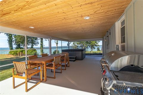 Tiny photo for 560 Eubank Landing Road Rd, Topping, VA 23169 (MLS # 2533856)