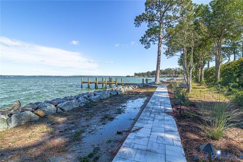 Tiny photo for 560 Eubank Landing Road Rd, Topping, VA 23169 (MLS # 2533856)