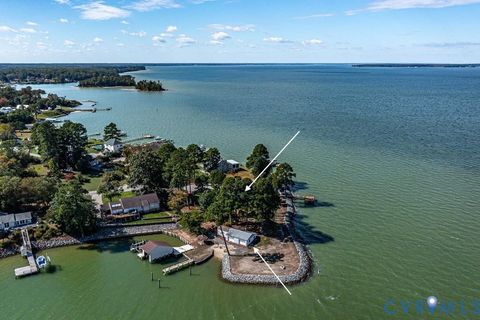 Tiny photo for 560 Eubank Landing Road Rd, Topping, VA 23169 (MLS # 2533856)