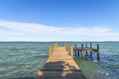 Tiny photo for 560 Eubank Landing Road Rd, Topping, VA 23169 (MLS # 2533856)